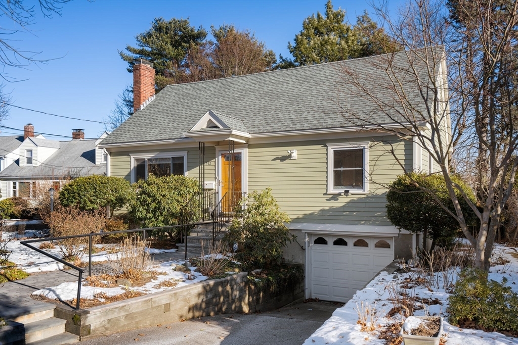 Property Photo:  512 Appleton Street  MA 02476 