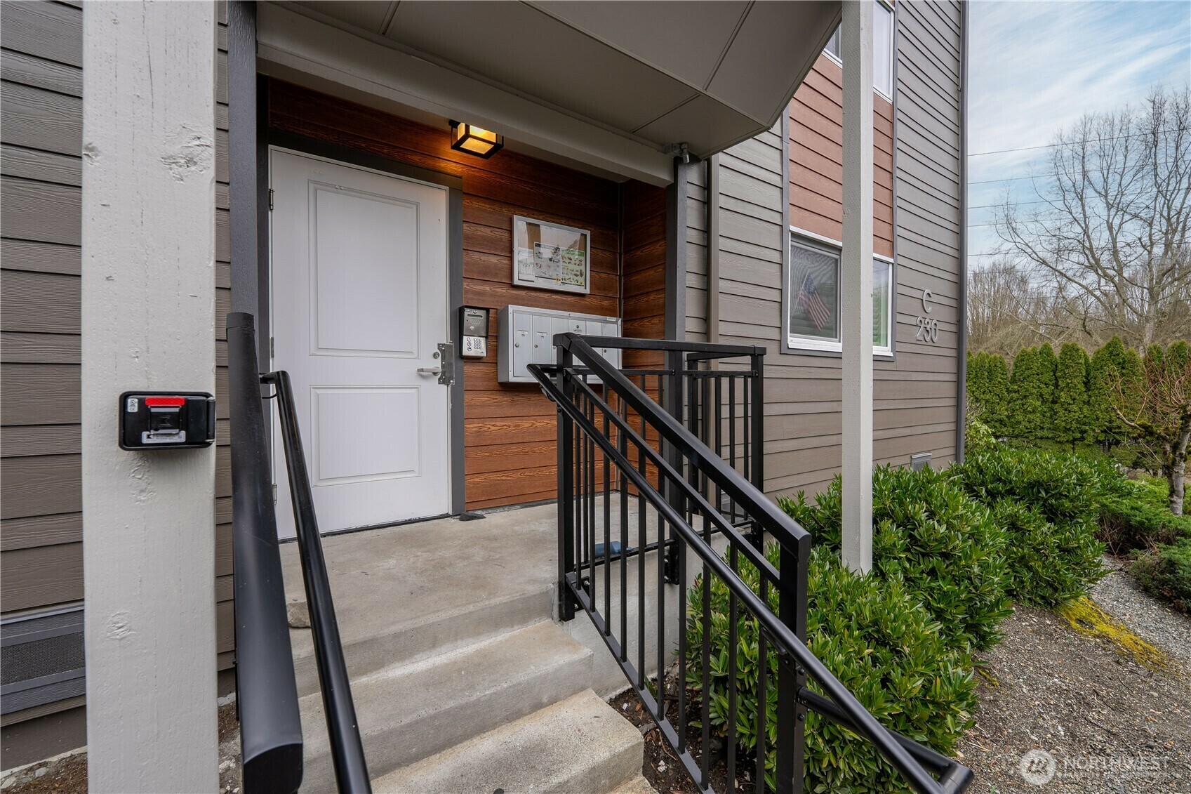 Property Photo:  230 SW Clark Street C204  WA 98027 