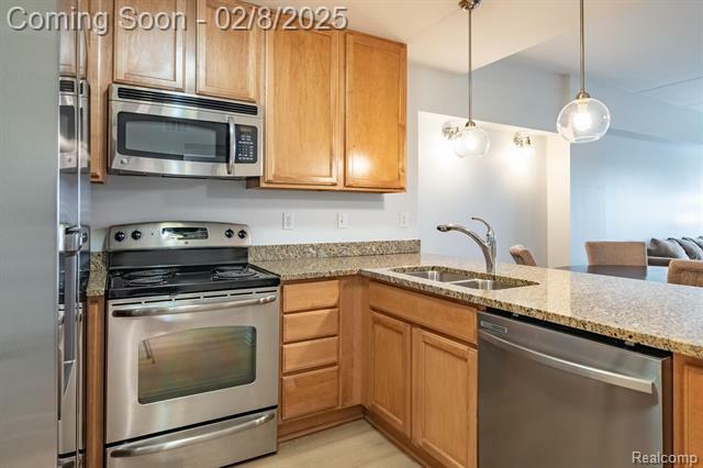 Property Photo:  111 N Ashley Street 904  MI 48104 
