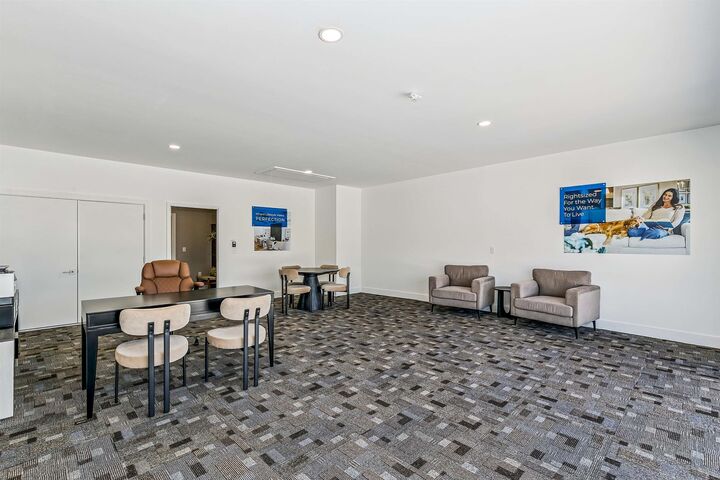 200 W Boxthorn Dr  Andover KS 67002 photo