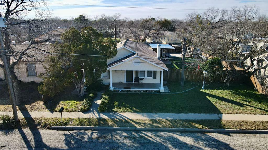 1617 S Harrison St  San Angelo TX 76901 photo