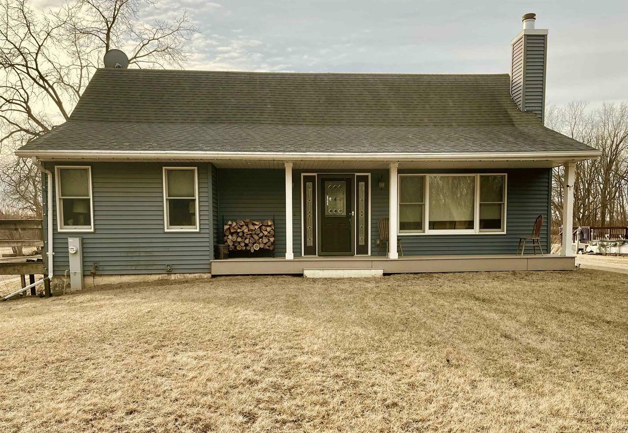 Property Photo:  7402 East Bowers Lake Road  WI 53563 