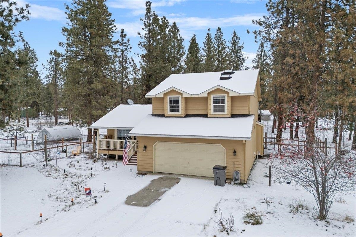 Property Photo:  16625 N Wylie Dr  WA 99026 