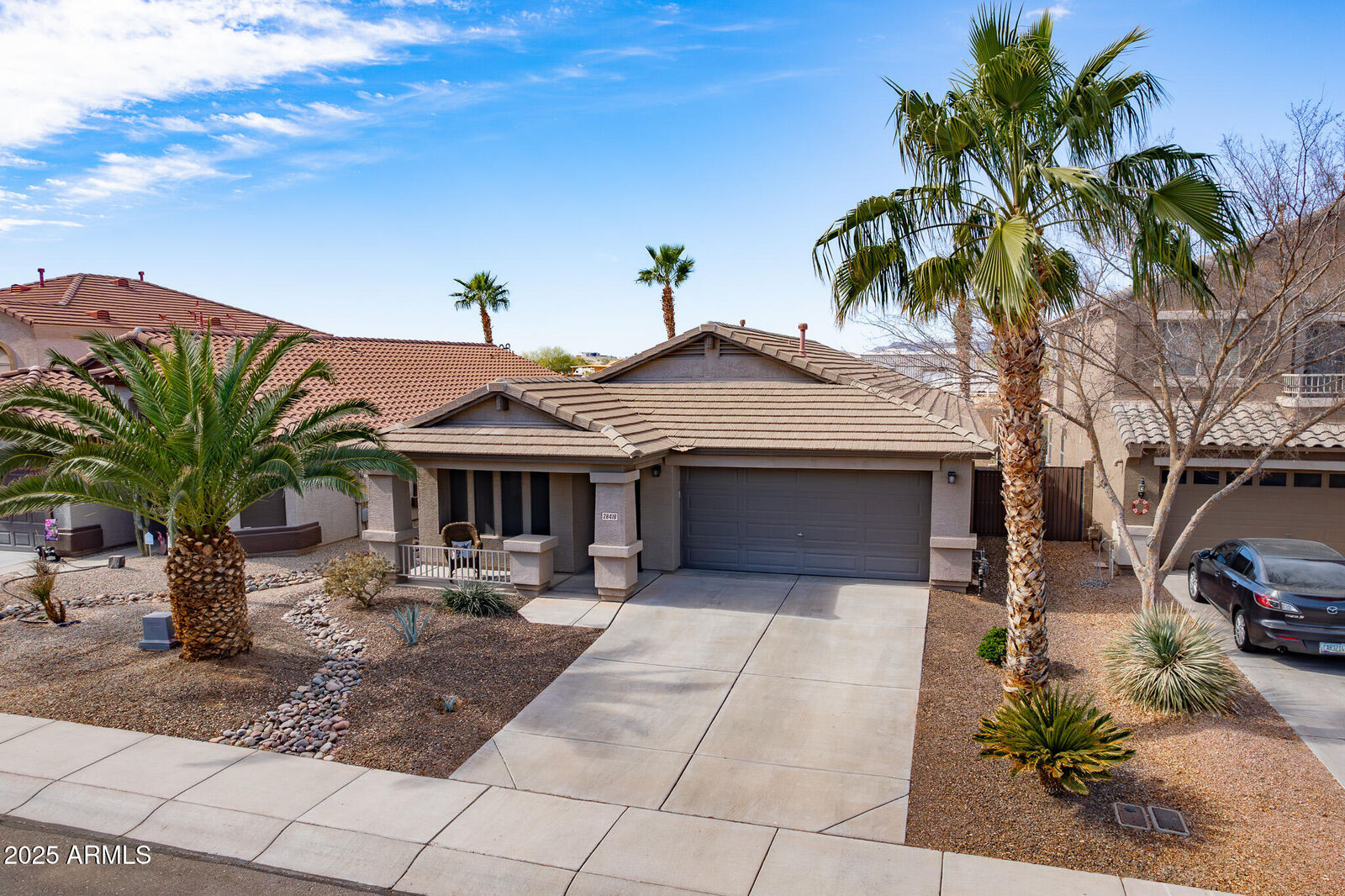 Property Photo:  28418 N Desert Hills Drive  AZ 85143 