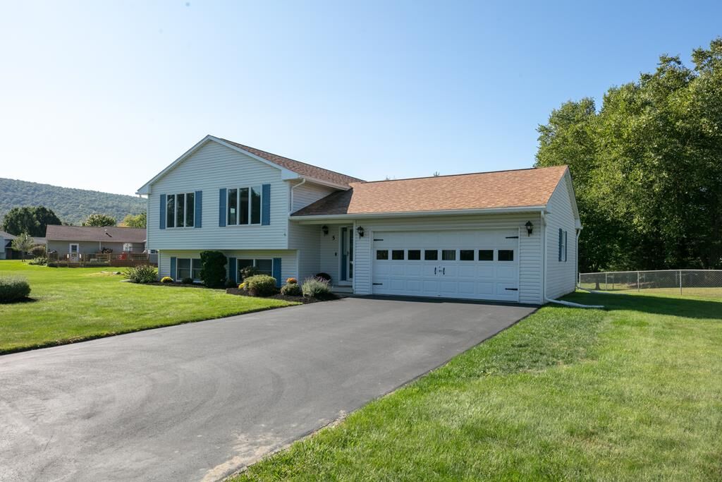 Property Photo:  5 Jacqueline Drive  NY 14870 