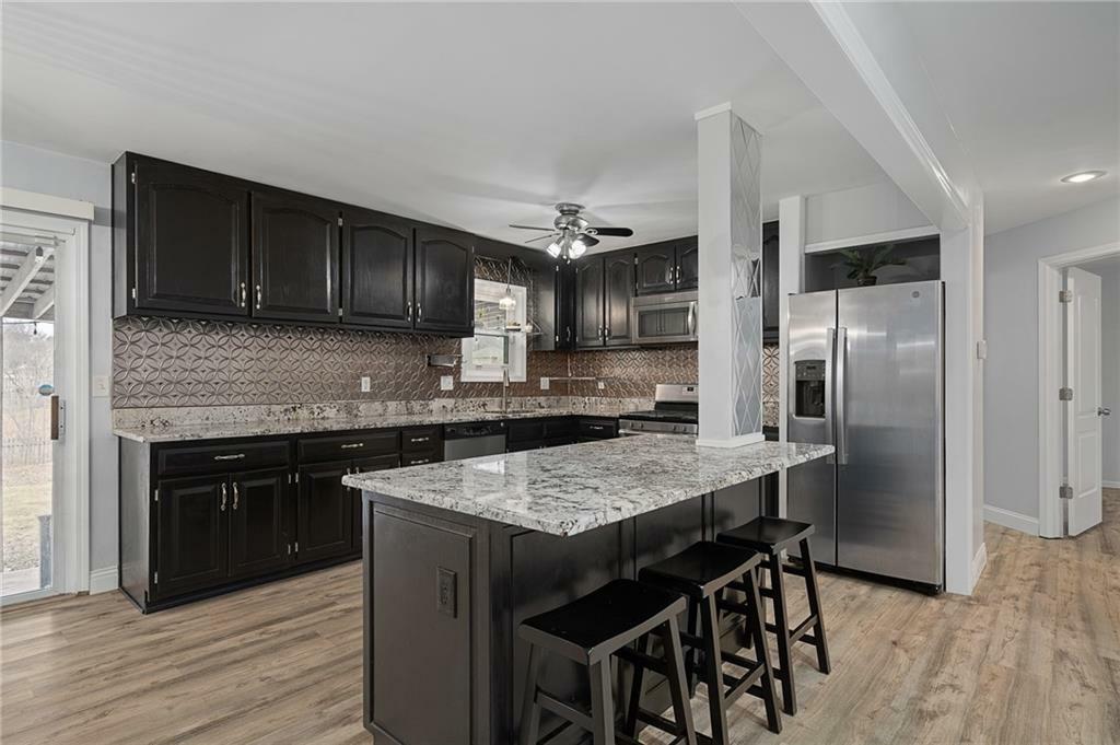Property Photo: 1022 S Winterbrooke Drive KS 66062