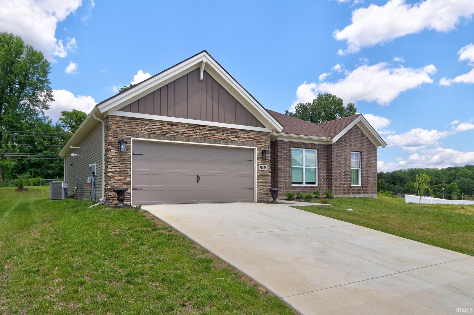 Property Photo:  9225 Strickland Court  IN 47712-5669 