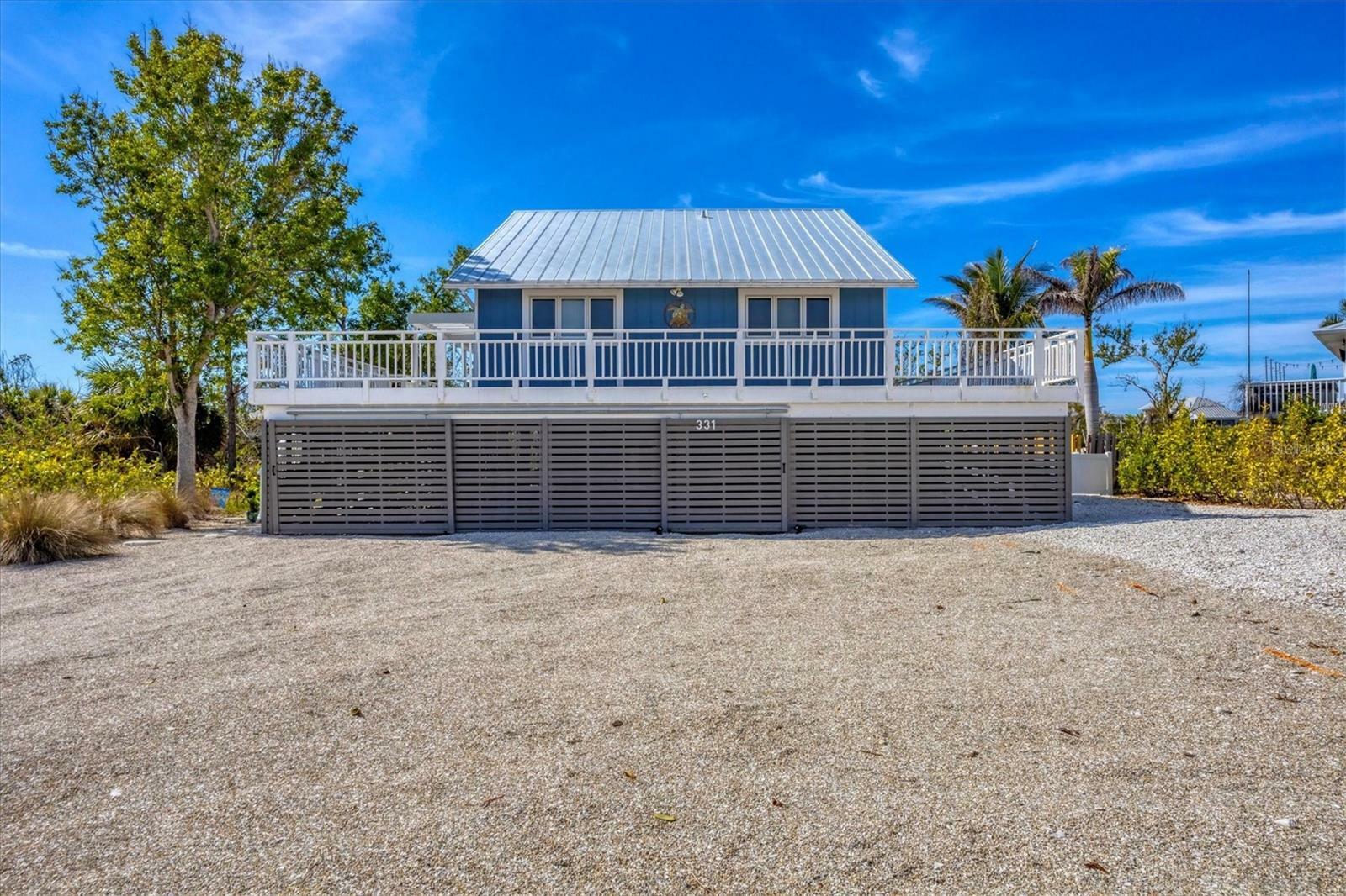 Property Photo: 331 Bocilla Drive FL 33946
