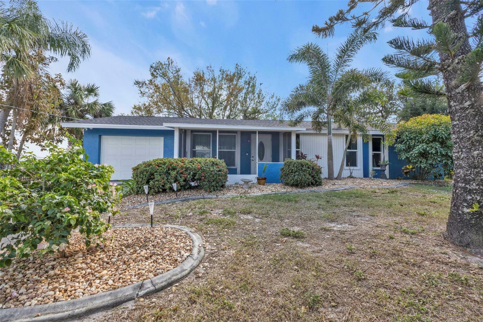 Property Photo:  25335 Harborview Road  FL 33980 