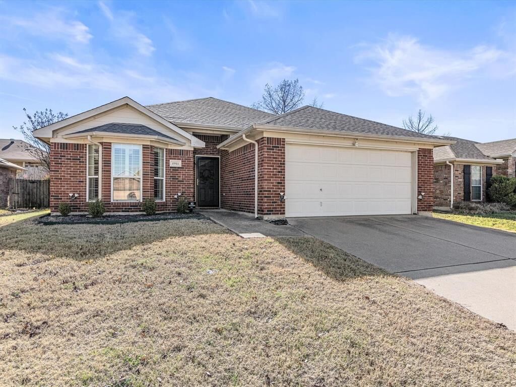 Property Photo:  1911 Sail Fish Drive  TX 76063 