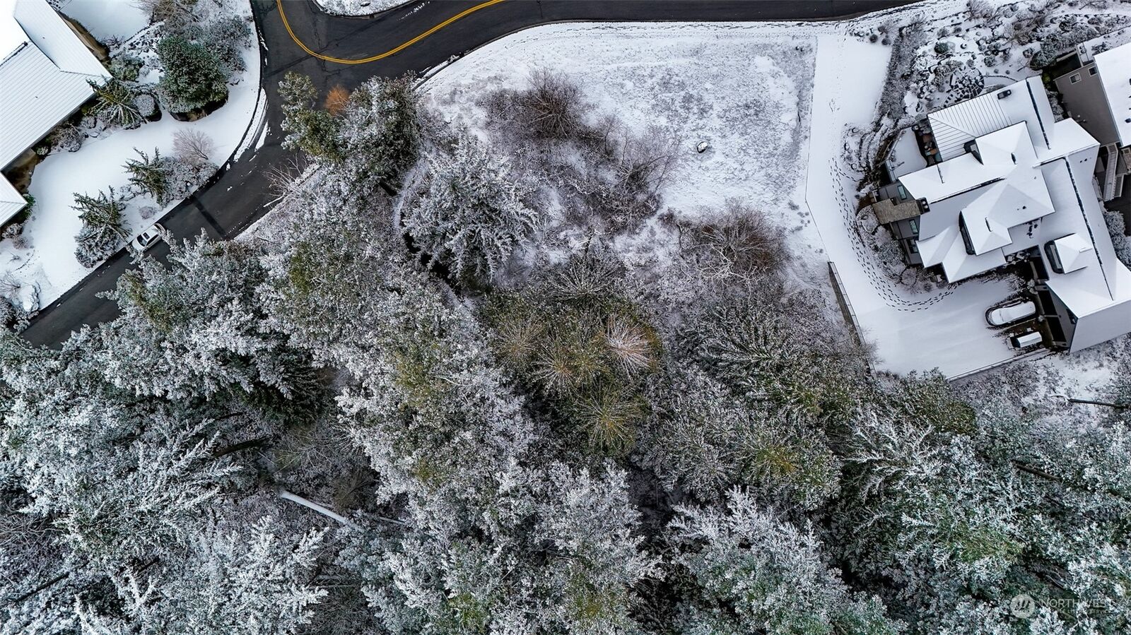 Property Photo:  2917  17th Street  WA 98221 