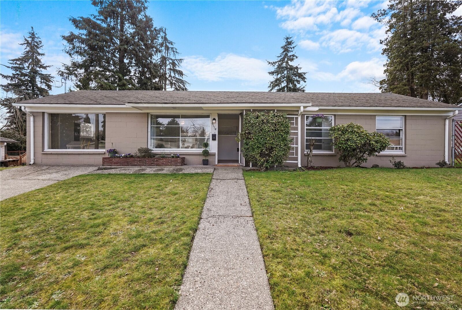 Property Photo:  5114 N 30th Street  WA 98407 