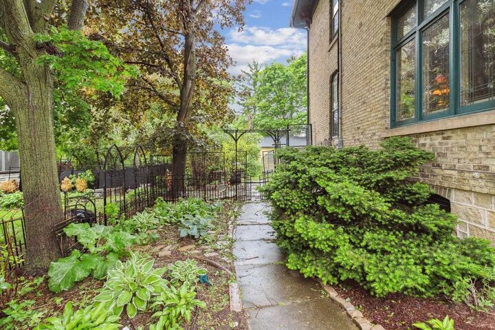 Property Photo:  126 East Washington Street  WI 53589 