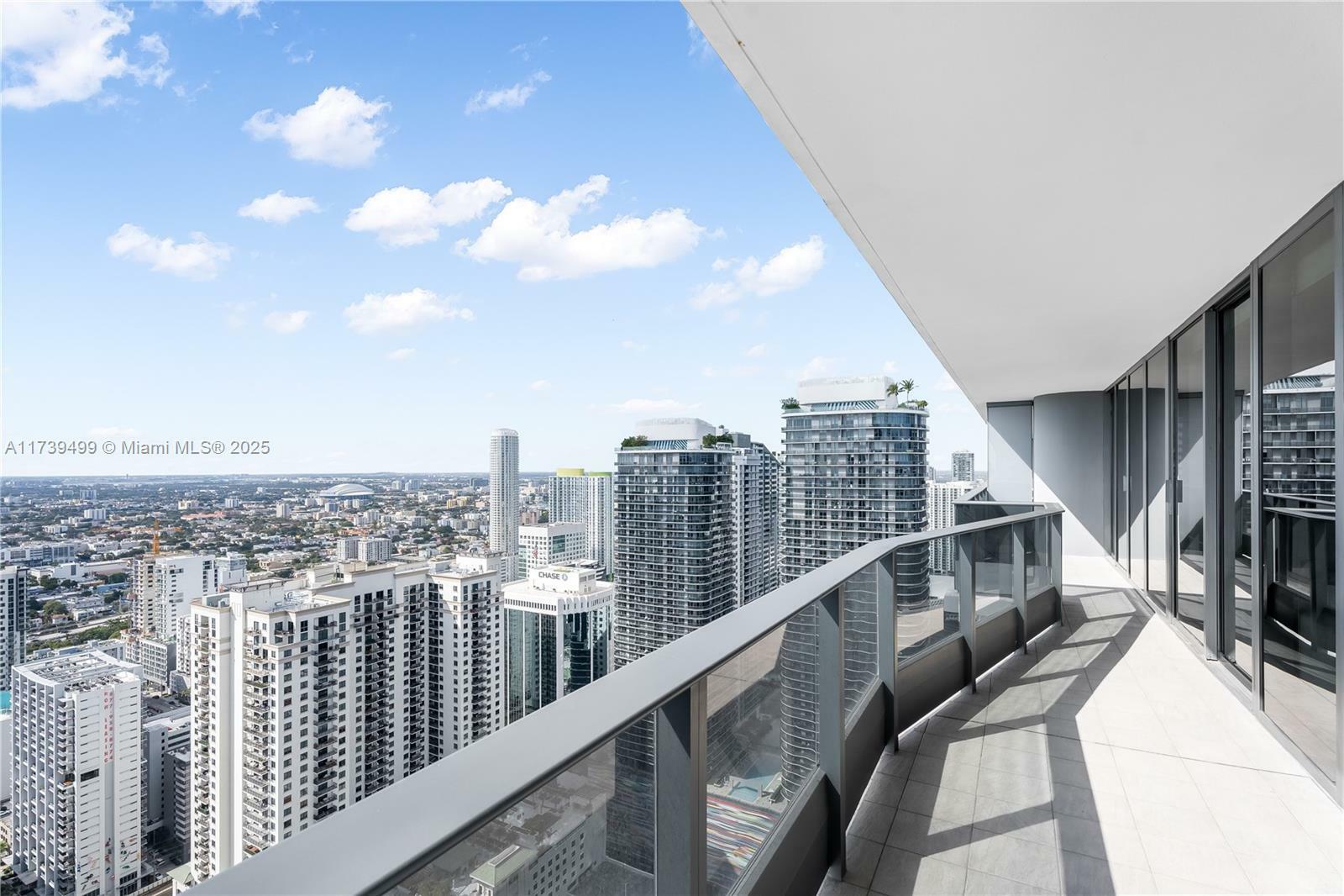 Property Photo:  1000 Brickell Plz 4806  FL 33131 