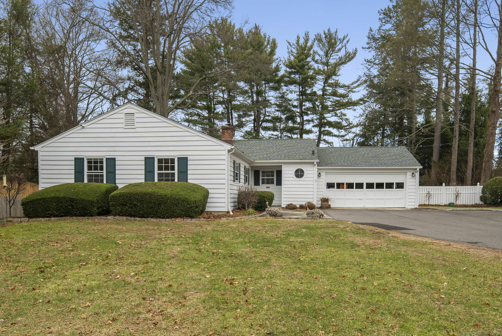 Property Photo:  14 Crooked Trail Road  CT 06853 