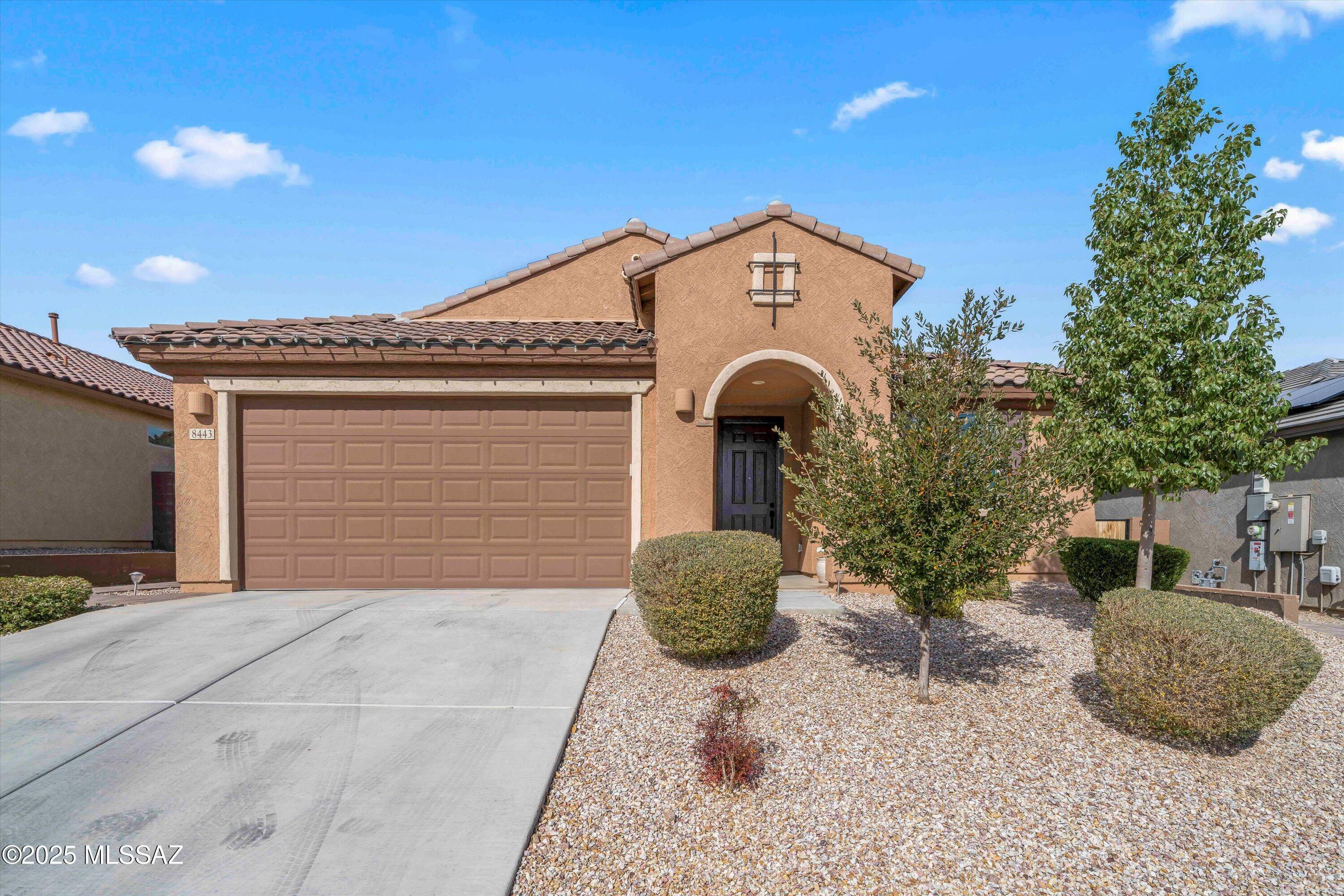 Property Photo:  8443 N Lone Ranger Road  AZ 85743 