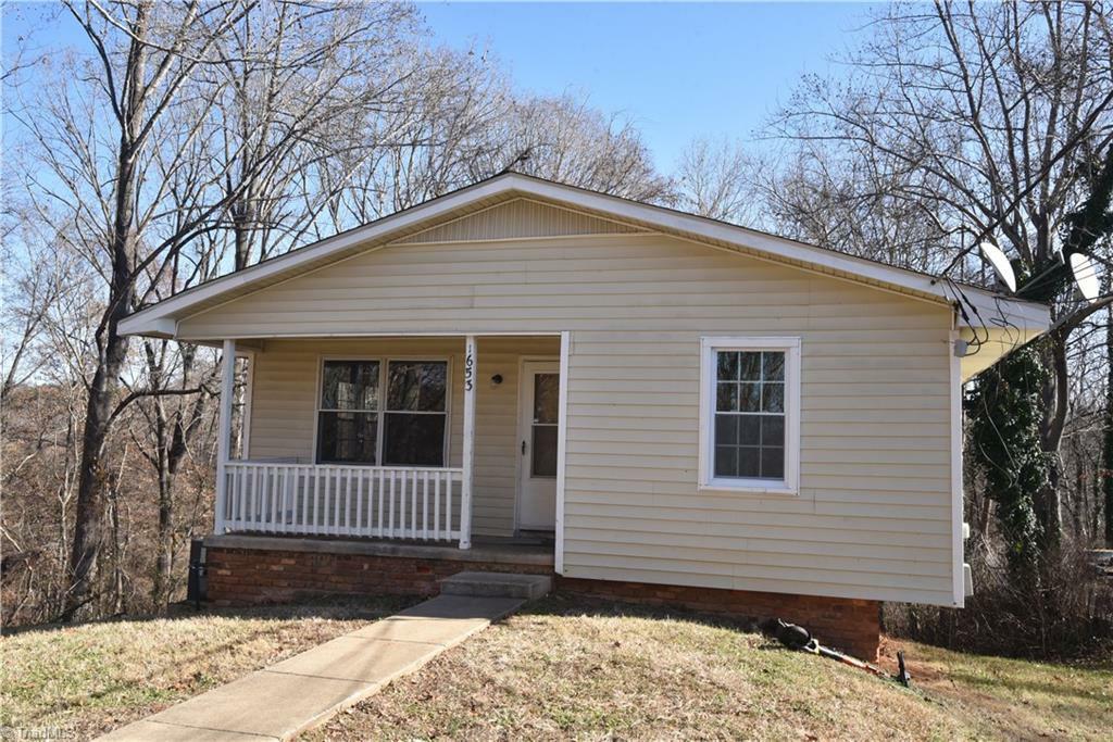 1653 Emerald Street  Winston-Salem NC 27105 photo