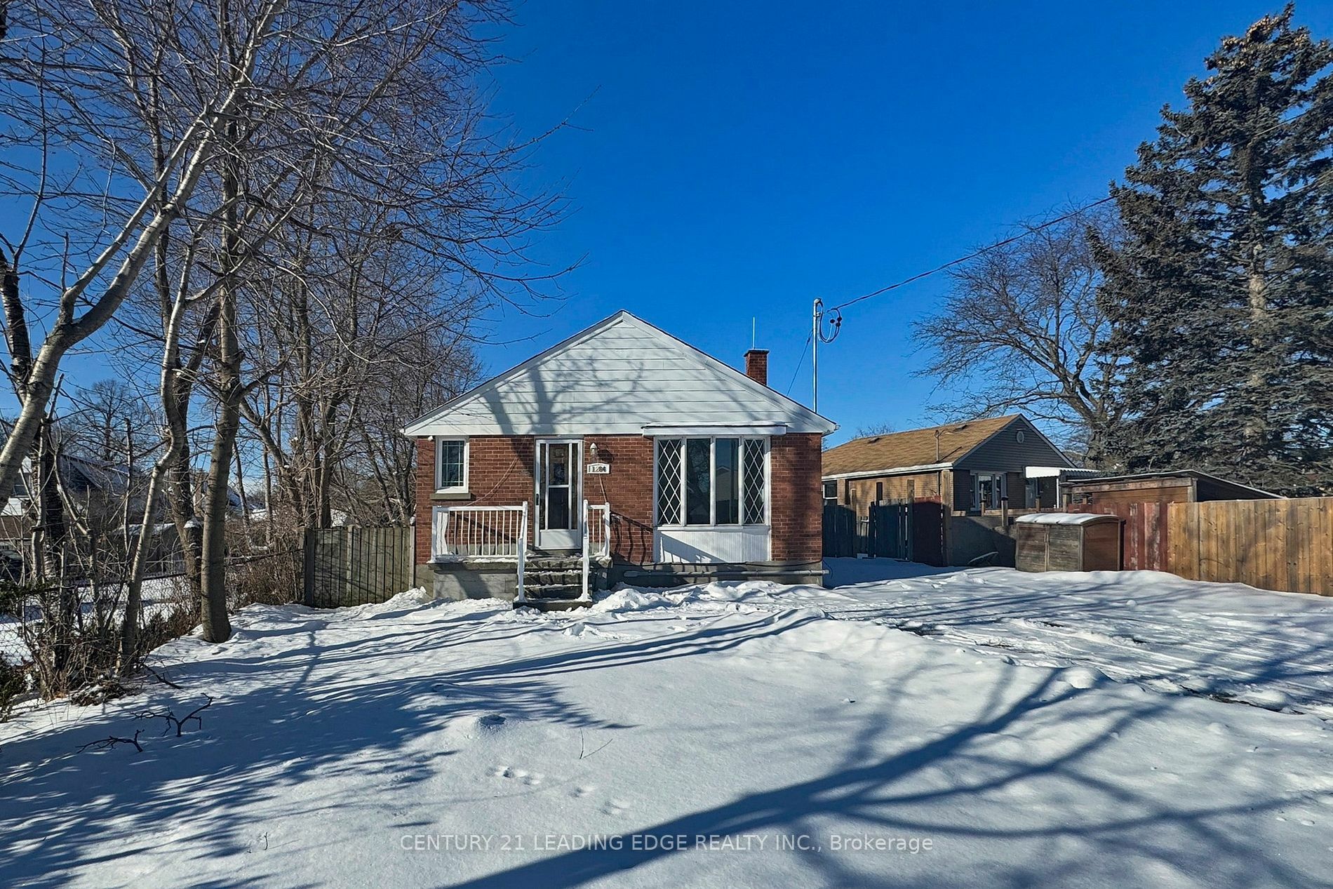 Property Photo:  1284 Meadowvale St  ON L1H 4E9 