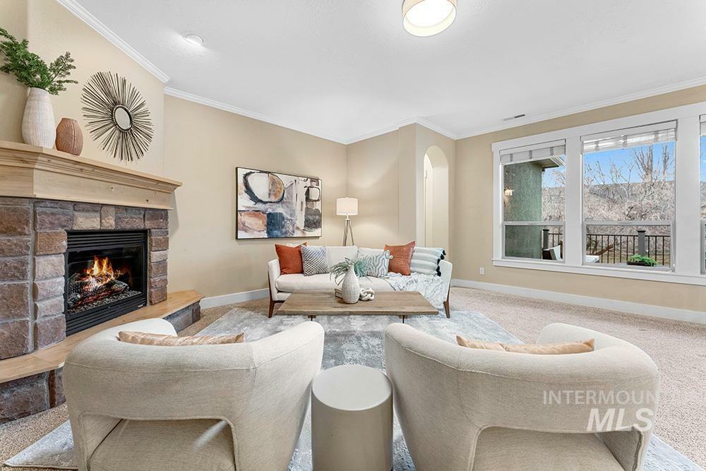 Property Photo:  716 S Tiburon Ave  ID 83642 