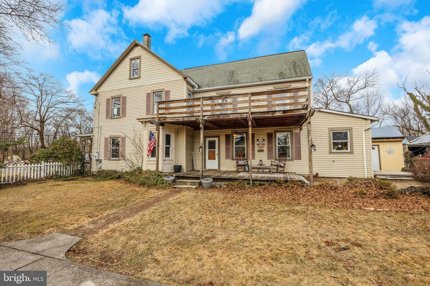 Property Photo:  21 Hartford Road  NJ 08054 