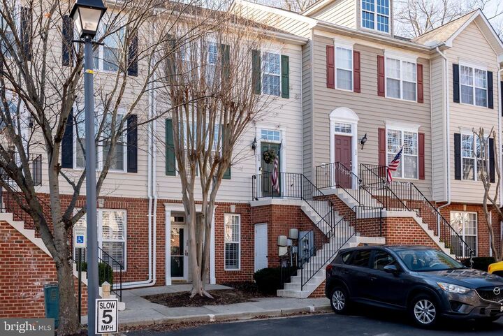 28 Harbour Heights Drive  Annapolis MD 21401 photo