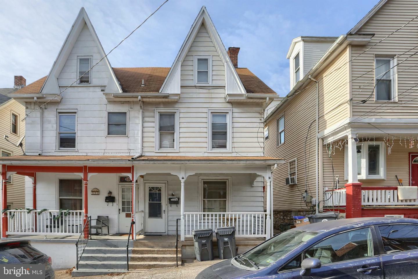 Property Photo:  341 Locust Street  PA 17113 