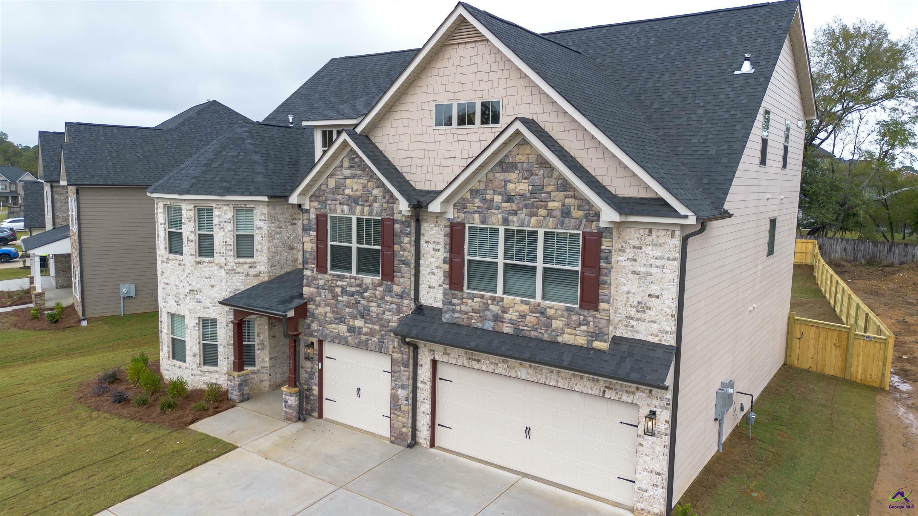 Property Photo: 208 Garnet Drive GA 31005