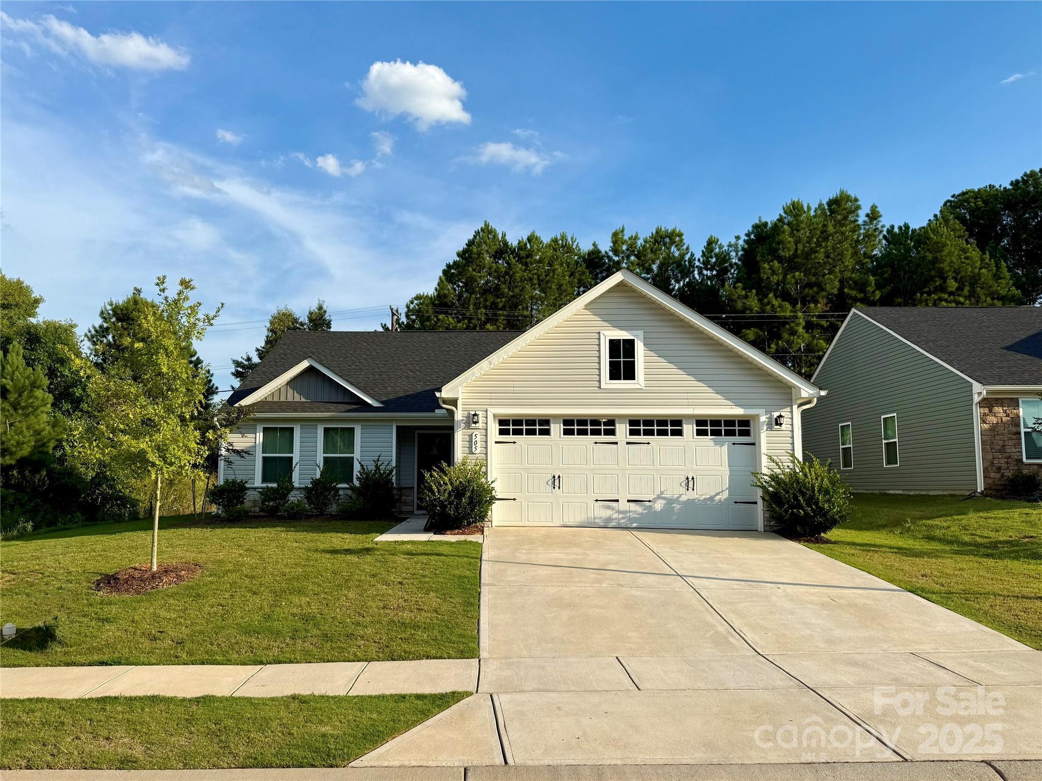 Property Photo: 505 Grandiflora Avenue SC 29720