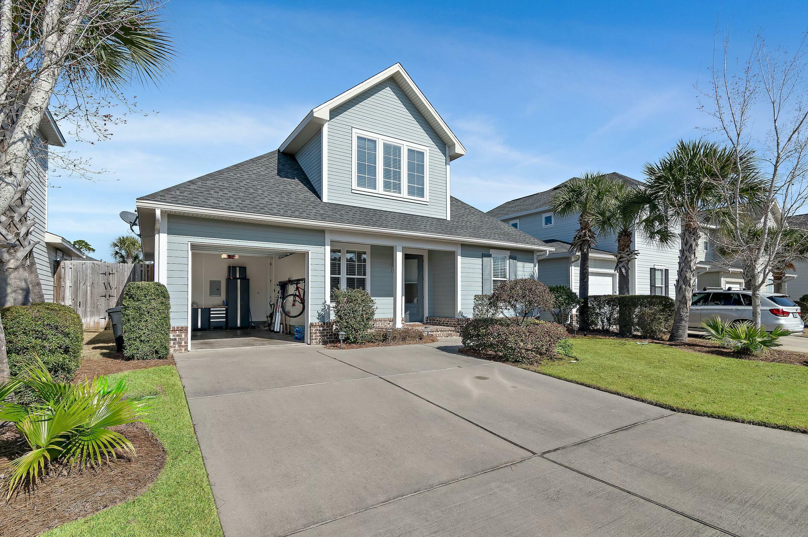 Property Photo:  134 Hatton Court  FL 32459 