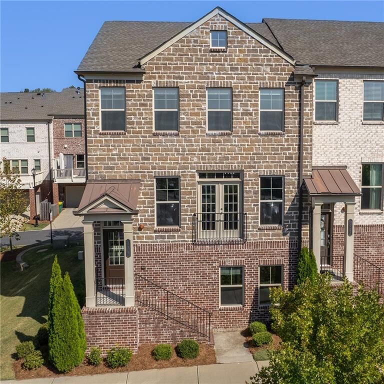 Property Photo:  414 Montclair Court  GA 30188 