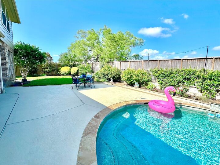 Property Photo: 2232 Lakeway Drive TX 77546