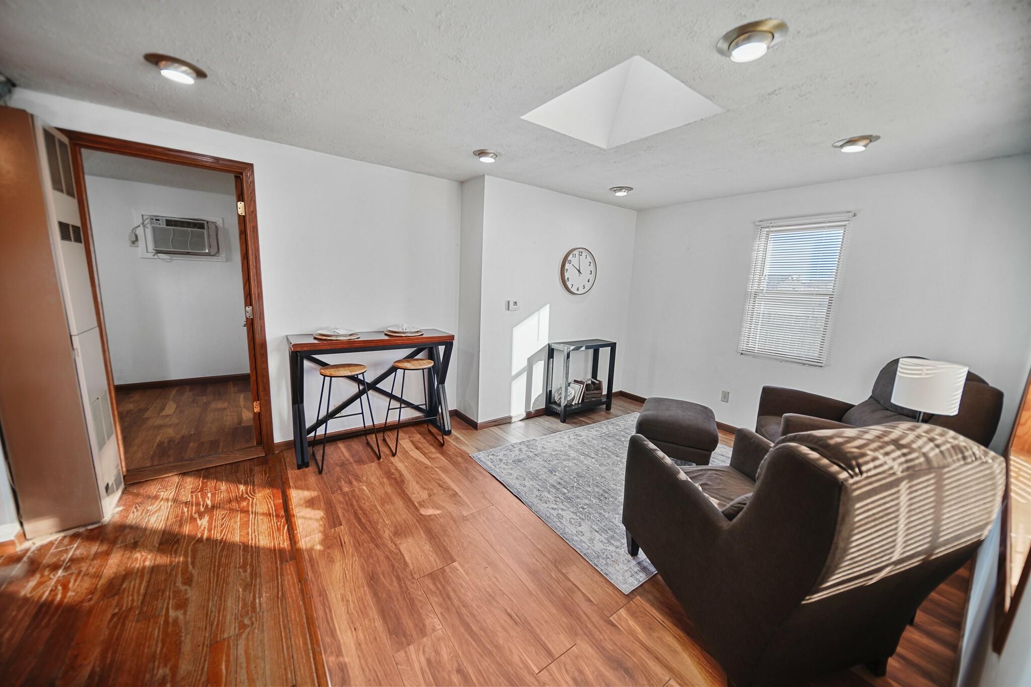 Property Photo:  204 E 3rd Street  IA 50219 