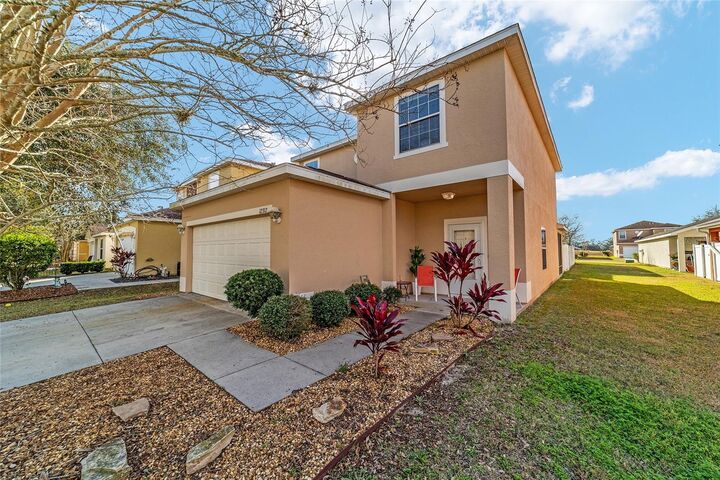 Property Photo: 12312 NE 48th Loop FL 34484
