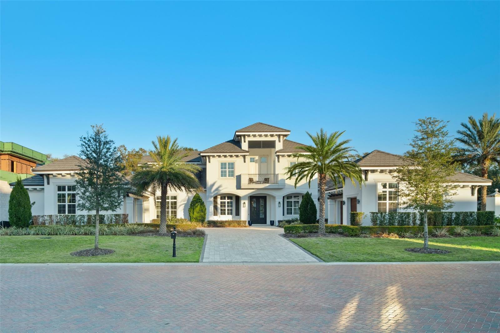 Property Photo: 7017 Via Carmel Way FL 32819