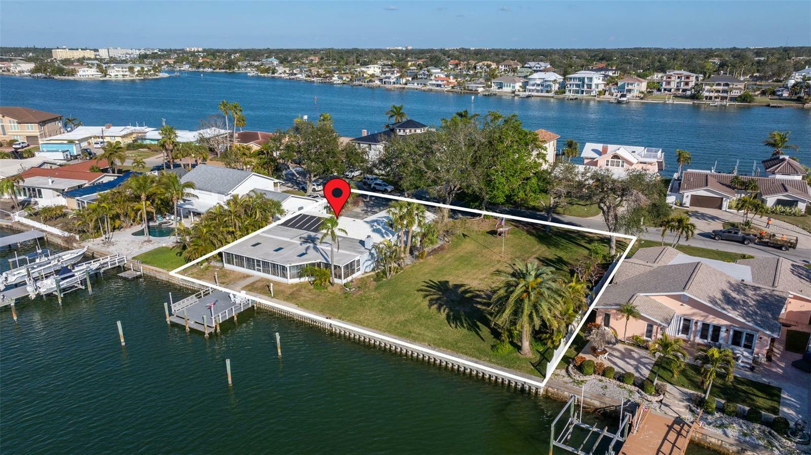 Property Photo:  521 Harbor Drive N  FL 33785 