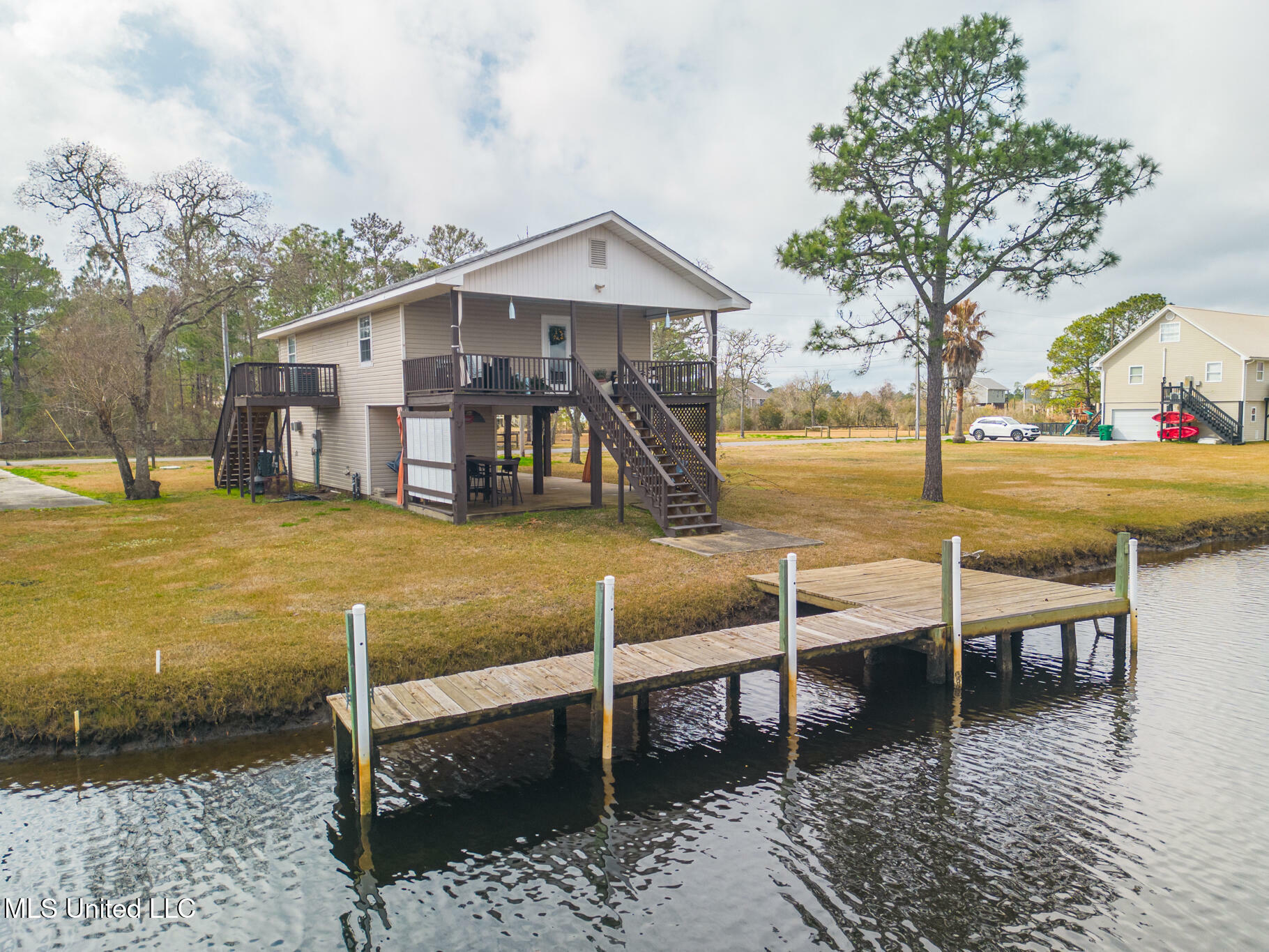 Property Photo:  5054 Wyoming Street  MS 39520 