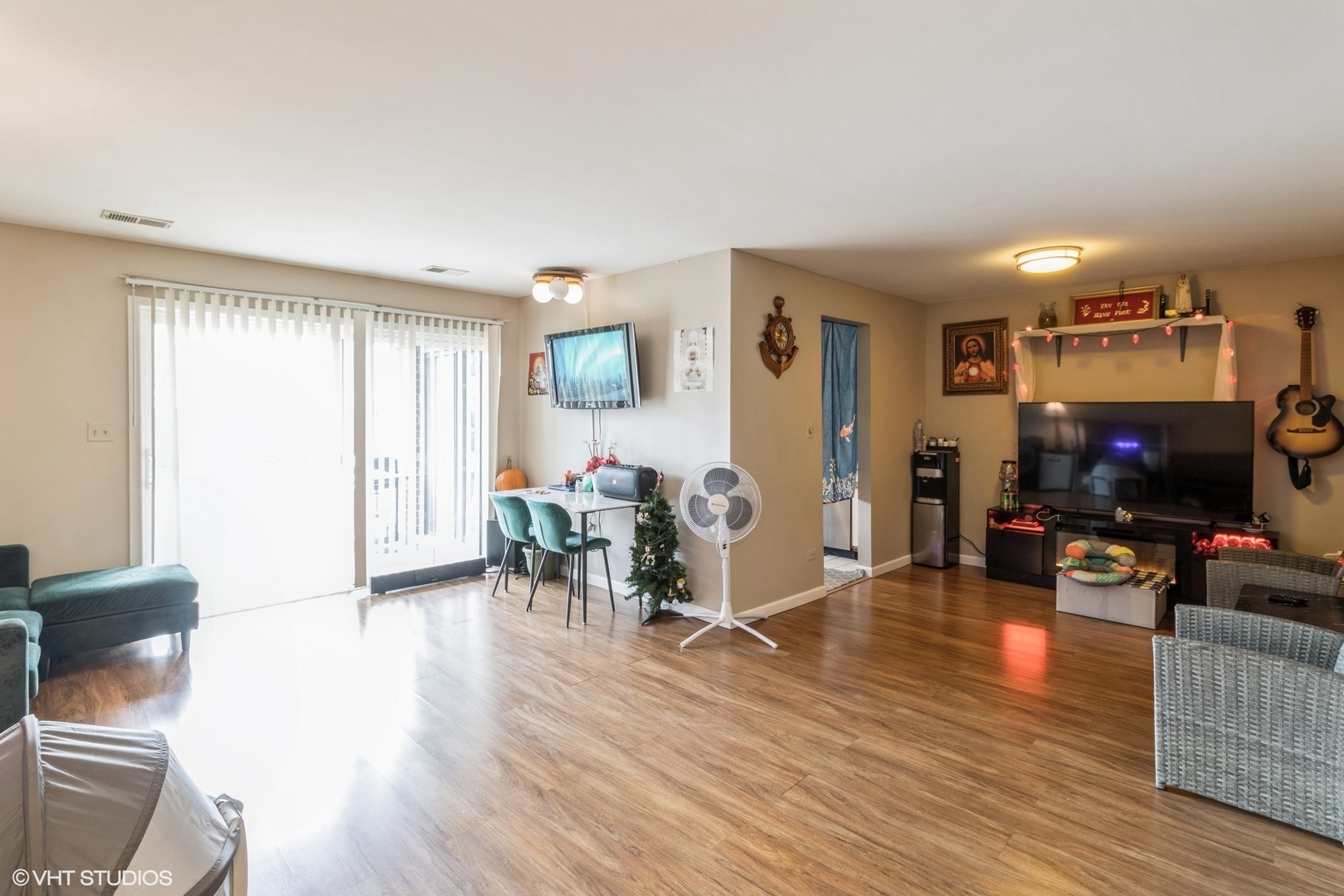 Property Photo:  1755 W Partridge Lane 3  IL 60004 