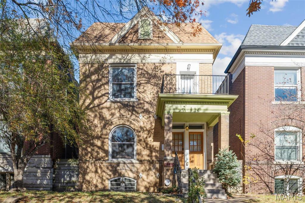 Property Photo: 4175 Russell Boulevard MO 63110