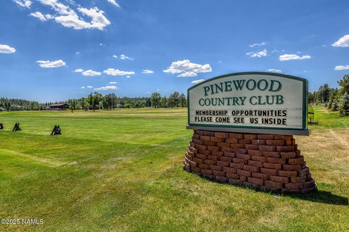 Property Photo: 17380 Crystal Brook Place E AZ 86017