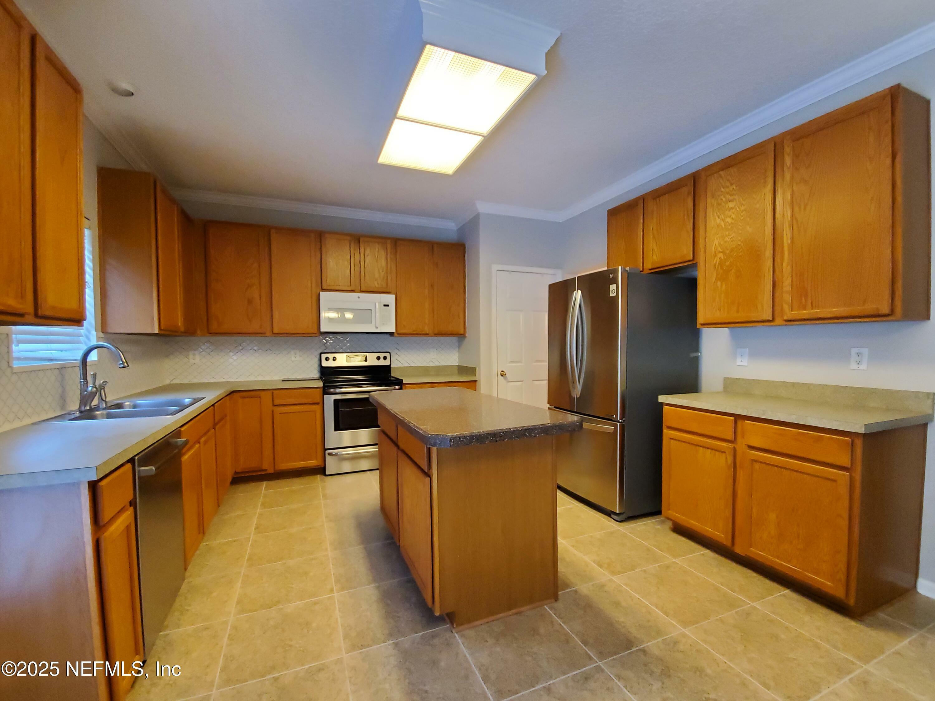 Property Photo:  161 Flower Of Scotland Avenue  FL 32259 