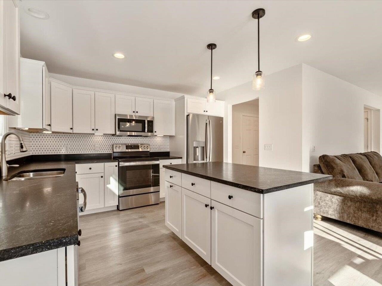 Property Photo: 872 Harbor View Drive VT 05478