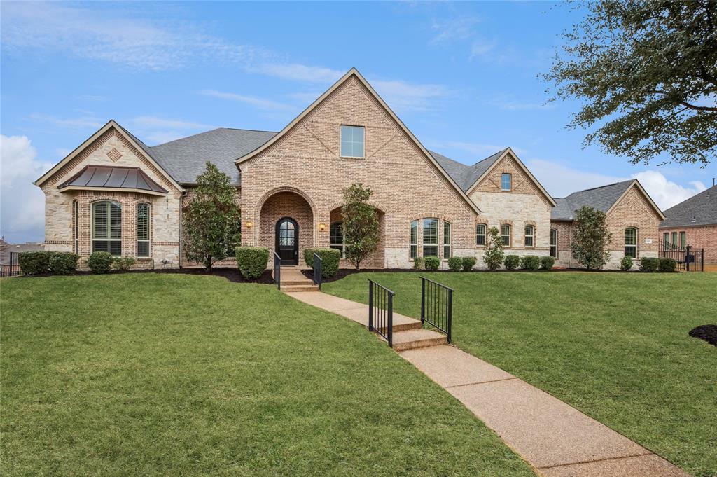 Property Photo:  1010 Moss Creek Drive  TX 75078 