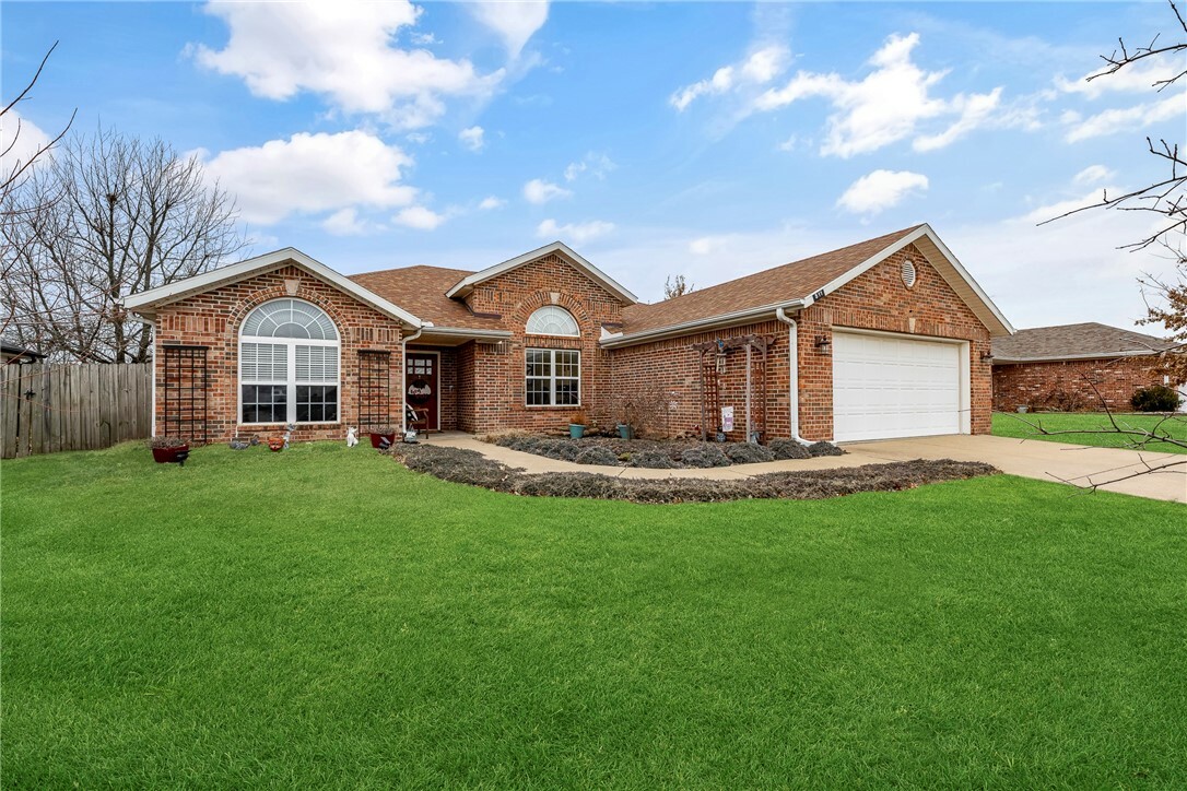 Property Photo:  511 Steepro Drive  AR 72719 