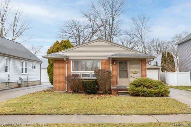 2651 Griffith Avenue  Berkley MI 48072 photo