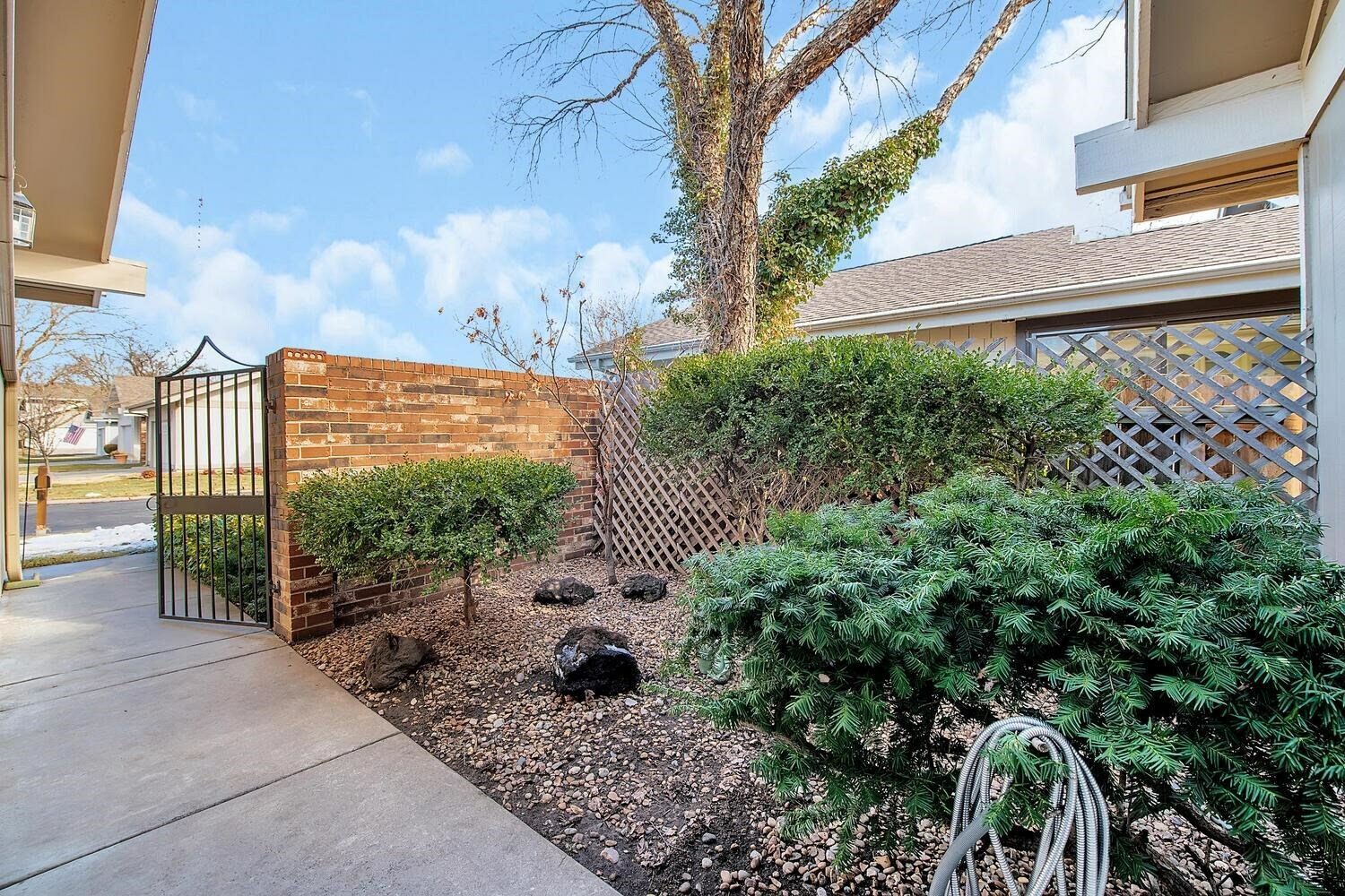 Property Photo:  7700 E 13th St N  #26  KS 67206-1289 