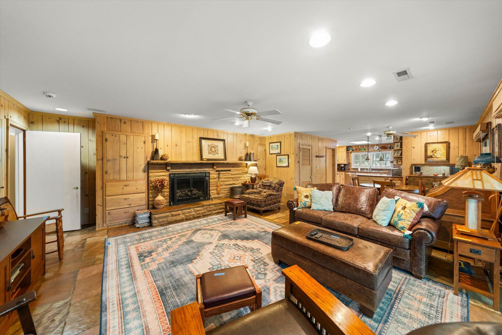 Property Photo:  503 Linden Circle  TN 37303 