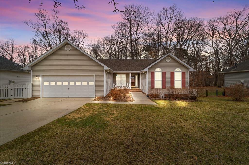 1235 Somerset Crossing Lane  Kernersville NC 27284 photo