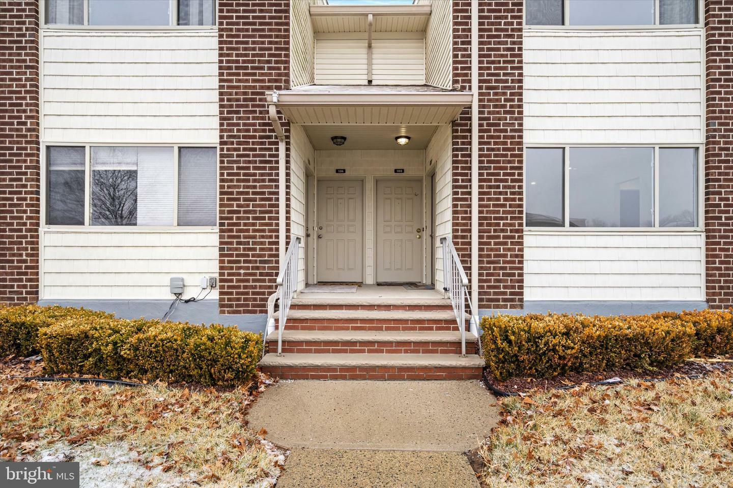 Property Photo:  107 Mandon Court 1  NJ 08540 