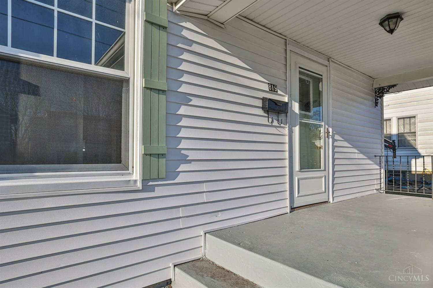 Property Photo:  819 Franklin Street  OH 45013 