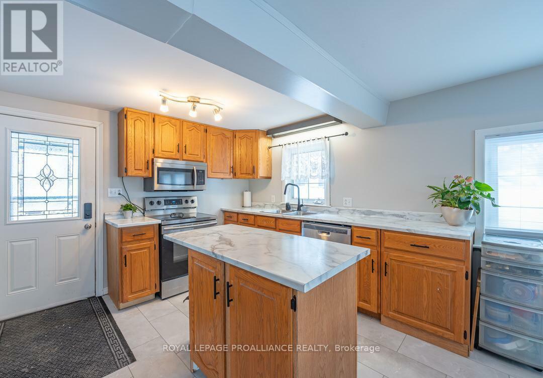 Property Photo: 26 James Street ON K0K 1W0